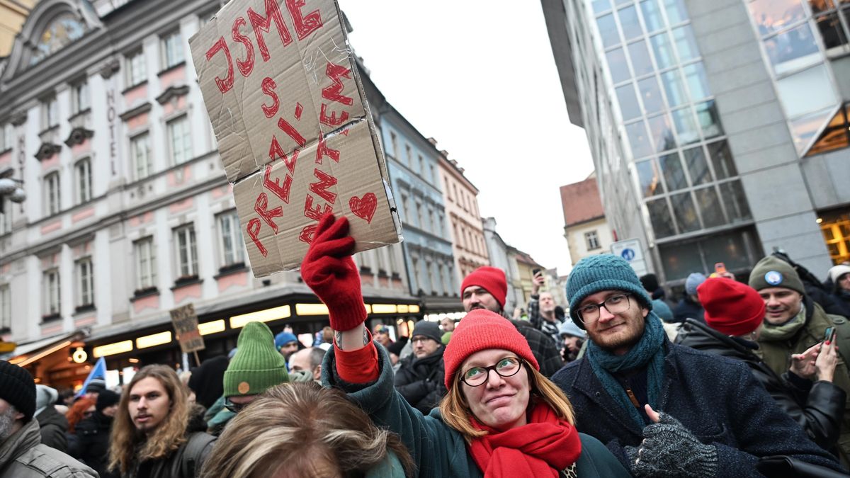Prezident není lídr opozice. Nebo by neměl být